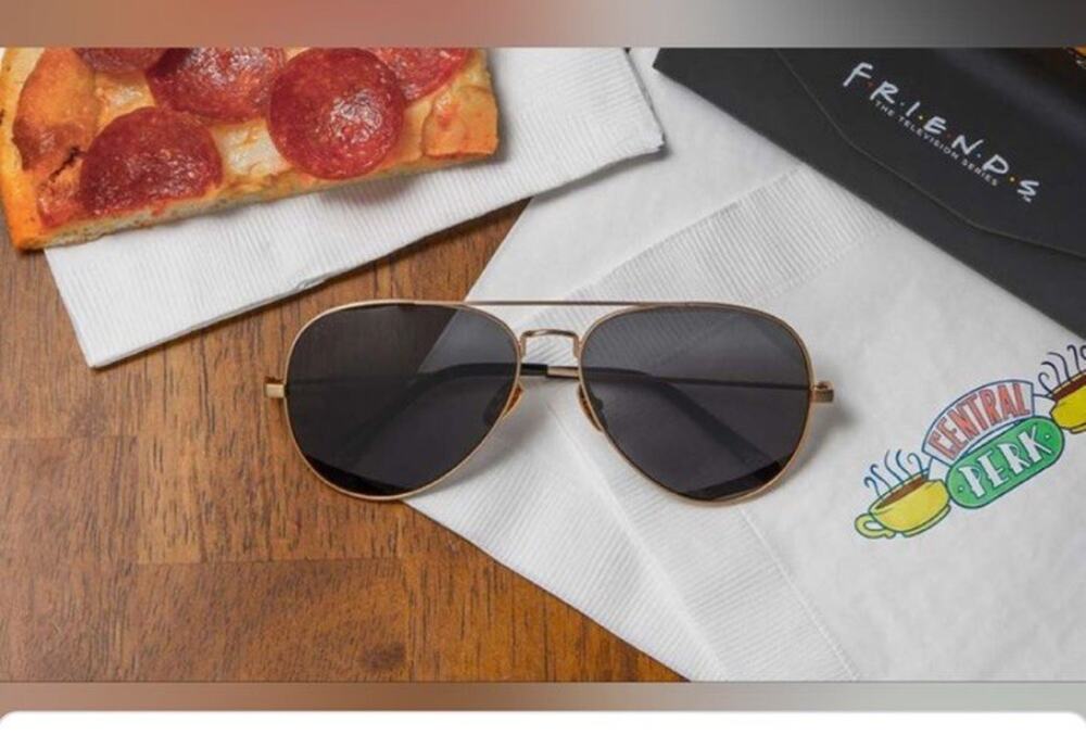 Diff Friends collaboration Aviator sunglasses Joey Gold Frame Dark Gray Lenses